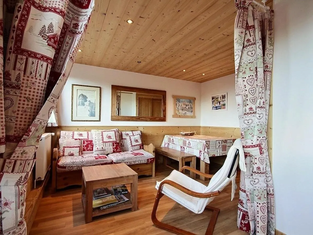 Charmant Appartement Renove Pour 4 Pers. Avec Acces Direct Aux Pistes A Plagne Centre - Fr-1-455-77 La Plagne